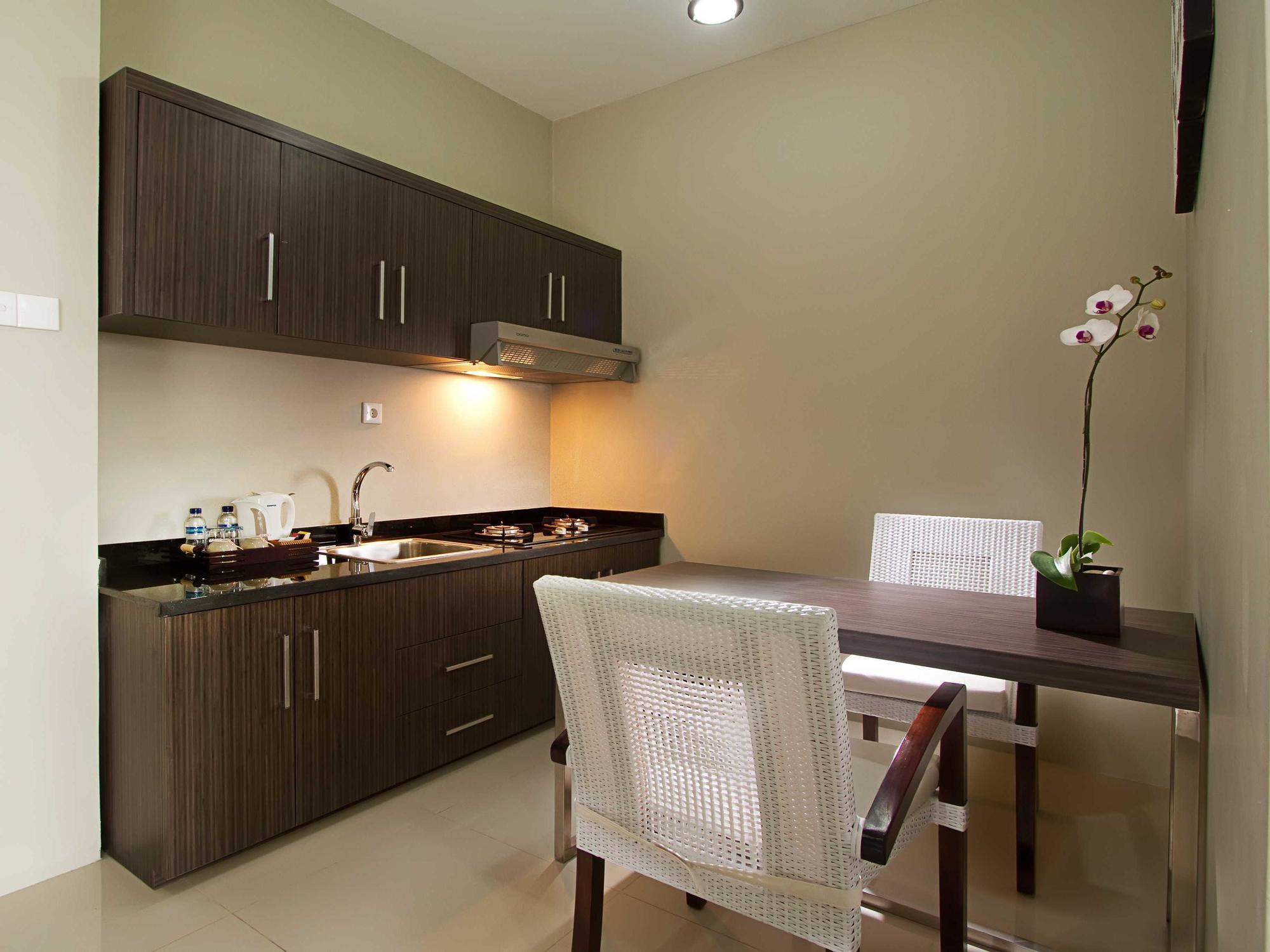 Parkside Denbukit Residence & Suite Jimbaran Kültér fotó