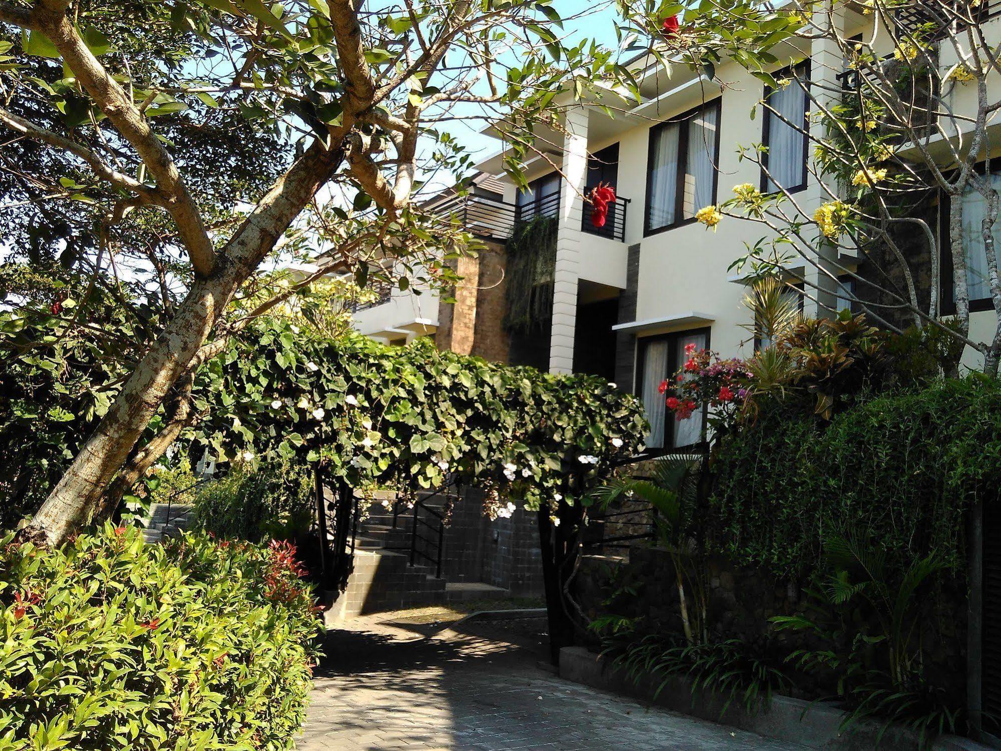 Parkside Denbukit Residence & Suite Jimbaran Kültér fotó